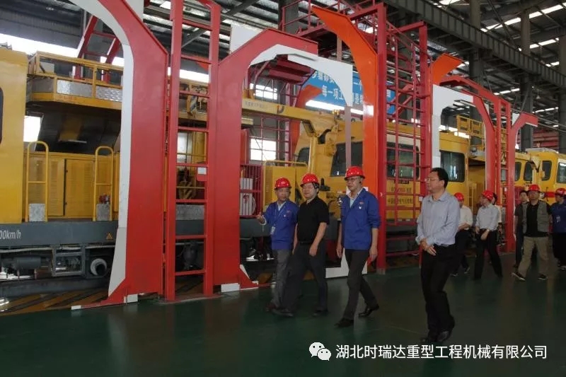 湖北省第三巡视组莅临安博网页版重工参观考察